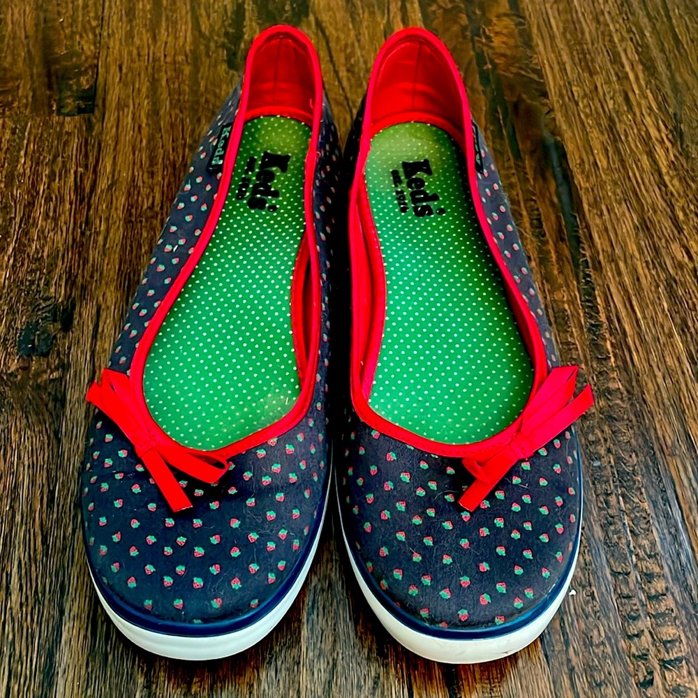 Keds Slip on Sneakers with bows